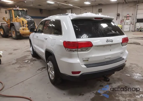 2015 Jeep Grand Cherokee Laredo z USA, uszkodzony, nr VIN 1C4RJFAG6FC122095